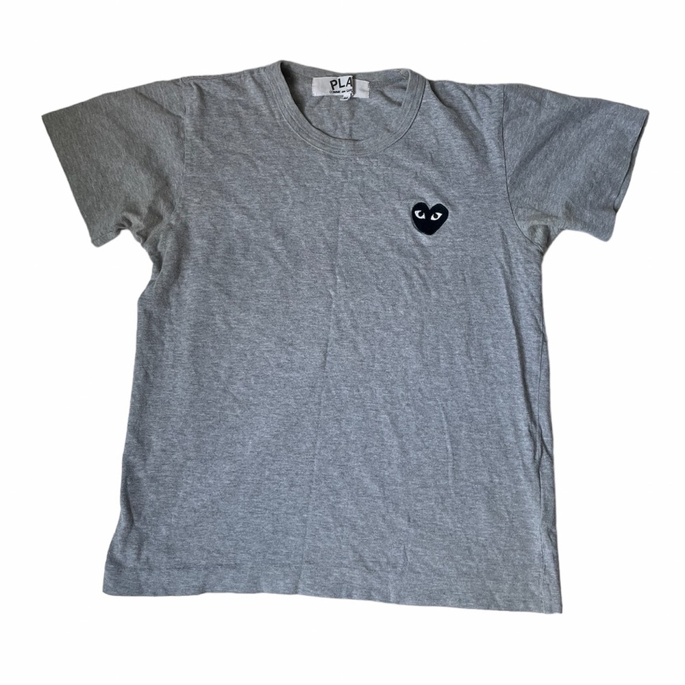 commes des garçons Play grey heather tshirt black heart
